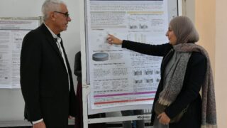 Séance Posters Présenté par les Étudiants Master 2 du Département BPC. 2 Seance posters presente par les etudiants master 2 du departement BPC dans le cadre du module d analyses d articles anglais sci 29