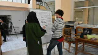 Séance Posters Présenté par les Étudiants Master 2 du Département BPC. 9 Seance posters presente par les etudiants master 2 du departement BPC dans le cadre du module d analyses d articles anglais sci 30