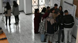 Séance Posters Présenté par les Étudiants Master 2 du Département BPC. 48 Seance posters presente par les etudiants master 2 du departement BPC dans le cadre du module d analyses d articles anglais sci 45