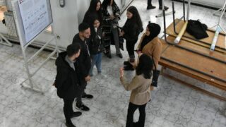 Séance Posters Présenté par les Étudiants Master 2 du Département BPC. 39 Seance posters presente par les etudiants master 2 du departement BPC dans le cadre du module d analyses d articles anglais sci 52