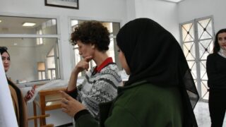 Séance Posters Présenté par les Étudiants Master 2 du Département BPC. 43 Seance posters presente par les etudiants master 2 du departement BPC dans le cadre du module d analyses d articles anglais sci 56