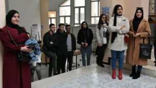 Séance Posters Présenté par les Étudiants Master 2 du Département BPC. 46 Seance posters presente par les etudiants master 2 du departement BPC dans le cadre du module d analyses d articles anglais sci 59