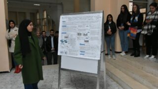 Séance Posters Présenté par les Étudiants Master 2 du Département BPC. 63 Seance posters presente par les etudiants master 2 du departement BPC dans le cadre du module d analyses d articles anglais sci 81