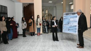 Séance Posters Présenté par les Étudiants Master 2 du Département BPC. 74 Seance posters presente par les etudiants master 2 du departement BPC dans le cadre du module d analyses d articles anglais sci 95