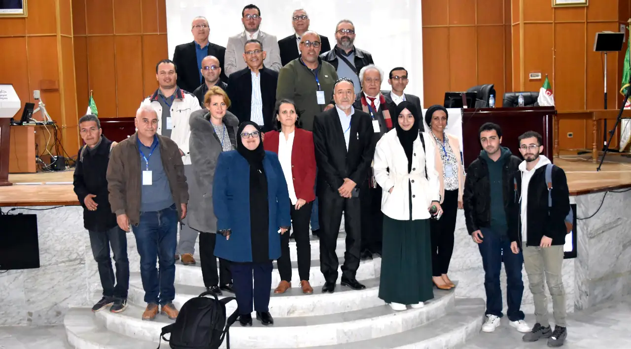 Colloque national, sous le thème « La culture de citoyenneté en Algérie et la participation électronique dans les actions urbaines : Quels enjeux pour la ville ?