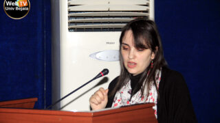 Photos de Mme. SARAOUI ATTAR Selma du département d'architecture, lors de sa présentation d'un cours en ligne en anglais via google meet. 6 MG 0869