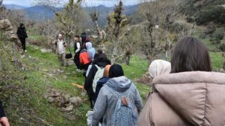 Sortie pedagogique au site patrimoniale Ibarissen au profit des etudiants du palier licence 1 Architecture le 07 mars 2023071 1