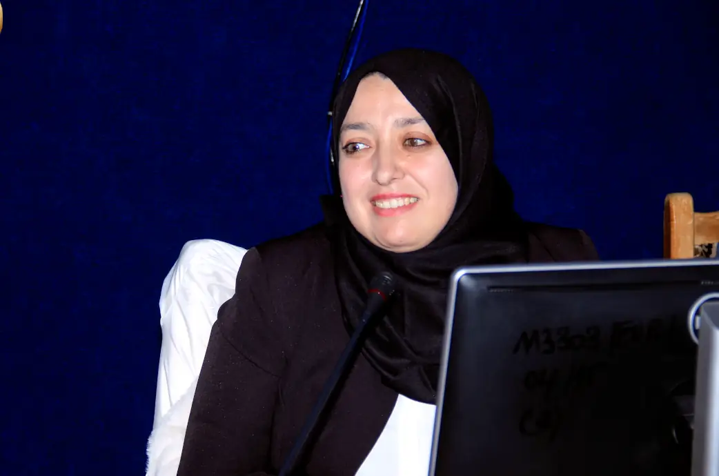 cours à distance via google meet par: Pr. DJOUDAD/ KADJI Hafsa, enseignante à la faculté des sciences de la nature et de la vie, sous le thème: « Introduction à l’entrepreneuriat »