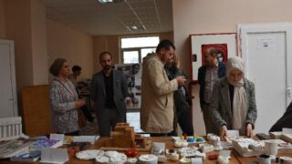 Célébration de la journée nationale de l’étudiant. 71 Celebration de la journee national de letudiant par le departement d architecture jeudi 18mai au campus d El kseur.076 1