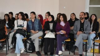 Célébration de la journée nationale de l’étudiant. 124 Celebration de la journee national de letudiant par le departement d architecture jeudi 18mai au campus d El kseur.129 1