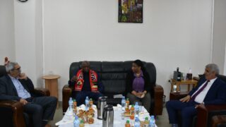 Visite de son excellence l’ambassadeur de la république du Mozambique en Algérie 17 Visite de son excellence lambassadeur de la republique du Mozambique en Algeri M CARVALH MUARIA a luniversite de Abderrahmane 10