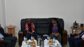 Visite de son excellence l’ambassadeur de la république du Mozambique en Algérie 23 Visite de son excellence lambassadeur de la republique du Mozambique en Algeri M CARVALH MUARIA a luniversite de Abderrahmane 22