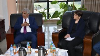 Visite de son excellence l’ambassadeur de la république du Mozambique en Algérie 27 Visite de son excellence lambassadeur de la republique du Mozambique en Algeri M CARVALH MUARIA a luniversite de Abderrahmane 27