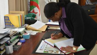 Visite de son excellence l’ambassadeur de la république du Mozambique en Algérie 60 Visite de son excellence lambassadeur de la republique du Mozambique en Algeri M CARVALH MUARIA a luniversite de Abderrahmane 60