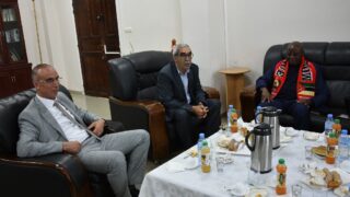 Visite de son excellence l’ambassadeur de la république du Mozambique en Algérie 63 Visite de son excellence lambassadeur de la republique du Mozambique en Algeri M CARVALH MUARIA a luniversite de Abderrahmane 63