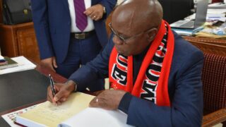 Visite de son excellence l’ambassadeur de la république du Mozambique en Algérie 76 Visite de son excellence lambassadeur de la republique du Mozambique en Algeri M CARVALH MUARIA a luniversite de Abderrahmane 76