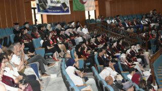 Cérémonie de remise des prix aux lauréats des docteurs en médecine de l’année universitaire (promotion 2015-2022) 16 DSC0835