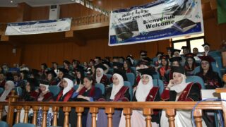 Cérémonie de remise des prix aux lauréats des docteurs en médecine de l’année universitaire (promotion 2015-2022) 29 DSC0848