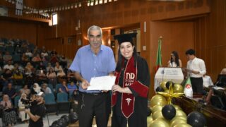 Cérémonie de remise des prix aux lauréats des docteurs en médecine de l’année universitaire (promotion 2015-2022) 64 DSC0885