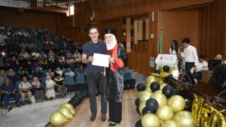 Cérémonie de remise des prix aux lauréats des docteurs en médecine de l’année universitaire (promotion 2015-2022) 167 DSC0992