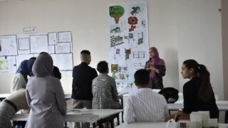 l'affichage atelier de projet / Licence 1_Département d’architecture. 27 L affichage atelier de projet Licence departement d architecture 31 mai au campus d El kseur .107