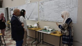 l'affichage atelier de projet / Licence 1_Département d’architecture. 122 L affichage atelier de projet Licence departement d architecture 31 mai au campus d El kseur .61