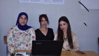 Présentation des Projets de Fin de Cycle PFC Licence (3ème année). 82 La presentation des projets de fin de cycle Licence 3eme annee organisees par le departement dAutomatique Telecommunication et 05