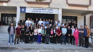 Présentation des Projets de Fin de Cycle PFC Licence (3ème année). 104 La presentation des projets de fin de cycle Licence 3eme annee organisees par le departement dAutomatique Telecommunication et 105