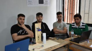 Présentation des Projets de Fin de Cycle PFC Licence (3ème année). 98 La presentation des projets de fin de cycle Licence 3eme annee organisees par le departement dAutomatique Telecommunication et 11