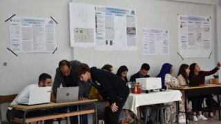 Présentation des Projets de Fin de Cycle PFC Licence (3ème année). 101 La presentation des projets de fin de cycle Licence 3eme annee organisees par le departement dAutomatique Telecommunication et 15