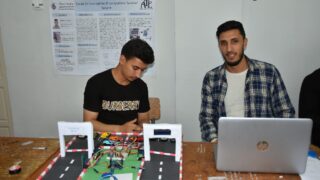 Présentation des Projets de Fin de Cycle PFC Licence (3ème année). 40 La presentation des projets de fin de cycle Licence 3eme annee organisees par le departement dAutomatique Telecommunication et 56