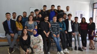 Présentation des Projets de Fin de Cycle PFC Licence (3ème année). 77 La presentation des projets de fin de cycle Licence 3eme annee organisees par le departement dAutomatique Telecommunication et 92