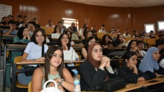 La rentree universitaire 2023 2024 organise par le departement d architecture au campus d Elkseur le 24 09 2024042