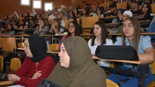 La rentree universitaire 2023 2024 organise par le departement d architecture au campus d Elkseur le 24 09 2024052