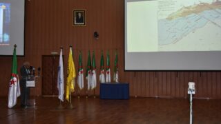 Conférence Nationale sur: "Raréfaction des ressources minières et positionnement de l'Algérie". 164 CO162B1