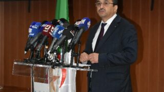Conférence Nationale sur: "Raréfaction des ressources minières et positionnement de l'Algérie". 154 CO1EE31