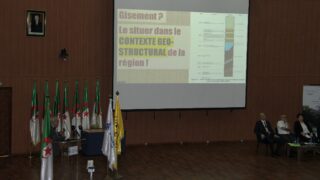 Conférence Nationale sur: "Raréfaction des ressources minières et positionnement de l'Algérie". 254 CO30891