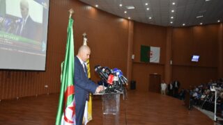 Conférence Nationale sur: "Raréfaction des ressources minières et positionnement de l'Algérie". 108 CO3AE41