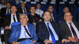 Conférence Nationale sur: "Raréfaction des ressources minières et positionnement de l'Algérie". 202 CO41791