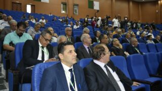 Conférence Nationale sur: "Raréfaction des ressources minières et positionnement de l'Algérie". 60 CO42B91