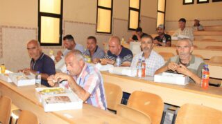 Conférence Nationale sur: "Raréfaction des ressources minières et positionnement de l'Algérie". 272 CO51871