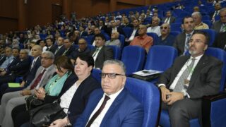 Conférence Nationale sur: "Raréfaction des ressources minières et positionnement de l'Algérie". 47 CO69BF1