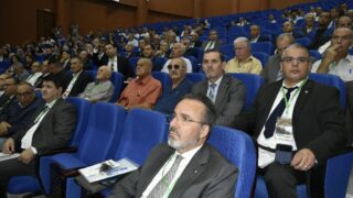 Conférence Nationale sur: "Raréfaction des ressources minières et positionnement de l'Algérie". 48 CO70D21
