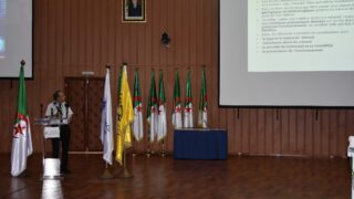 Conférence Nationale sur: "Raréfaction des ressources minières et positionnement de l'Algérie". 174 CO74121