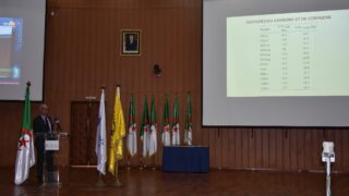 Conférence Nationale sur: "Raréfaction des ressources minières et positionnement de l'Algérie". 180 CO7B271