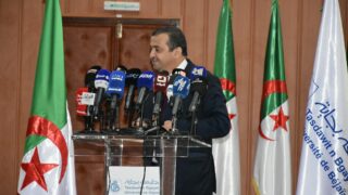 Conférence Nationale sur: "Raréfaction des ressources minières et positionnement de l'Algérie". 148 CO7CB31