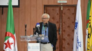 Conférence Nationale sur: "Raréfaction des ressources minières et positionnement de l'Algérie". 167 CO952B1