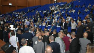 Conférence Nationale sur: "Raréfaction des ressources minières et positionnement de l'Algérie". 80 CO97D61