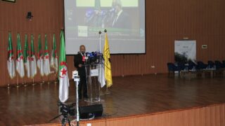 Conférence Nationale sur: "Raréfaction des ressources minières et positionnement de l'Algérie". 237 CO98A41