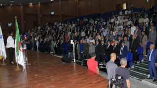 Conférence Nationale sur: "Raréfaction des ressources minières et positionnement de l'Algérie". 213 COA8761